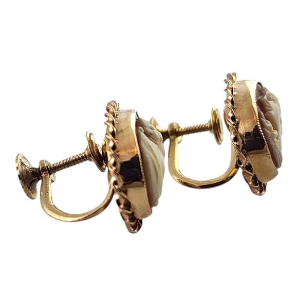 10 Karat Yellow Gold Cameo Clip-On Earrings #18487 - Picture 3 of 7